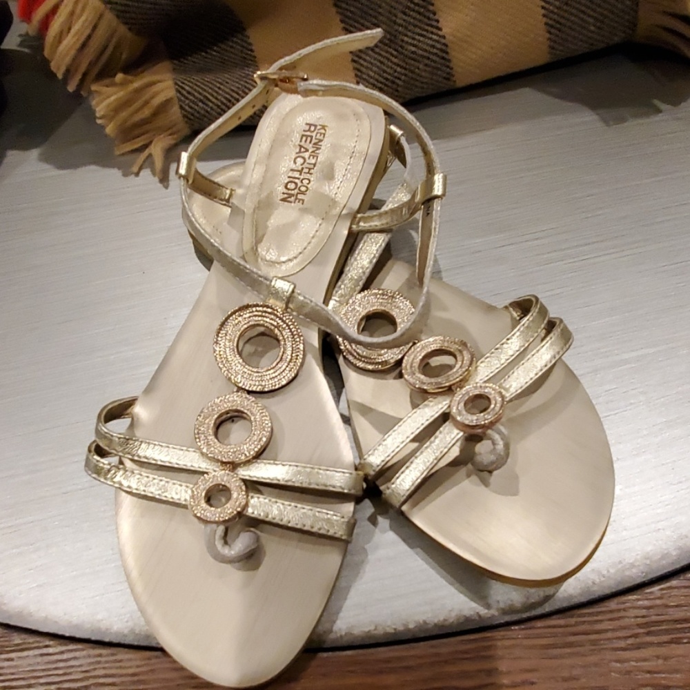 Kenneth Cole Sandals - Picture 1 of 3